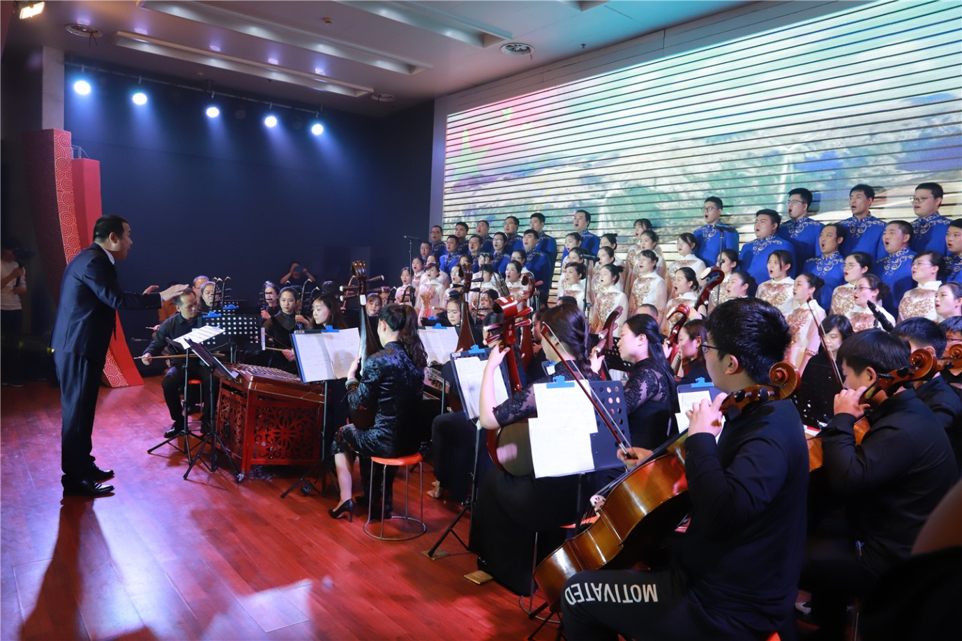 砥礪前行  再譜華章  淮鋼隆重召開建廠五十周年慶祝大會(huì)